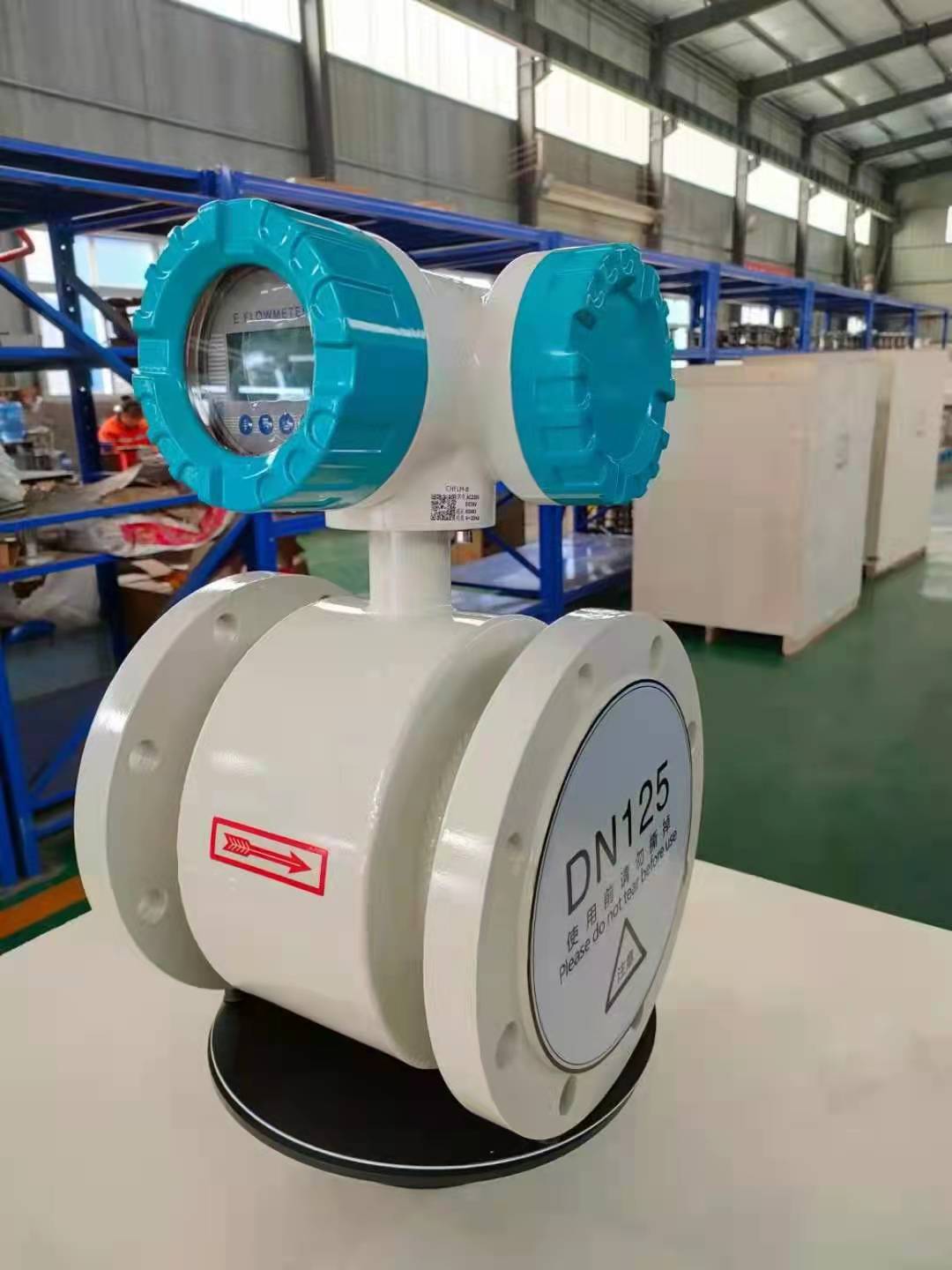 如何提高利用压力变送器测量密度变化介质容器